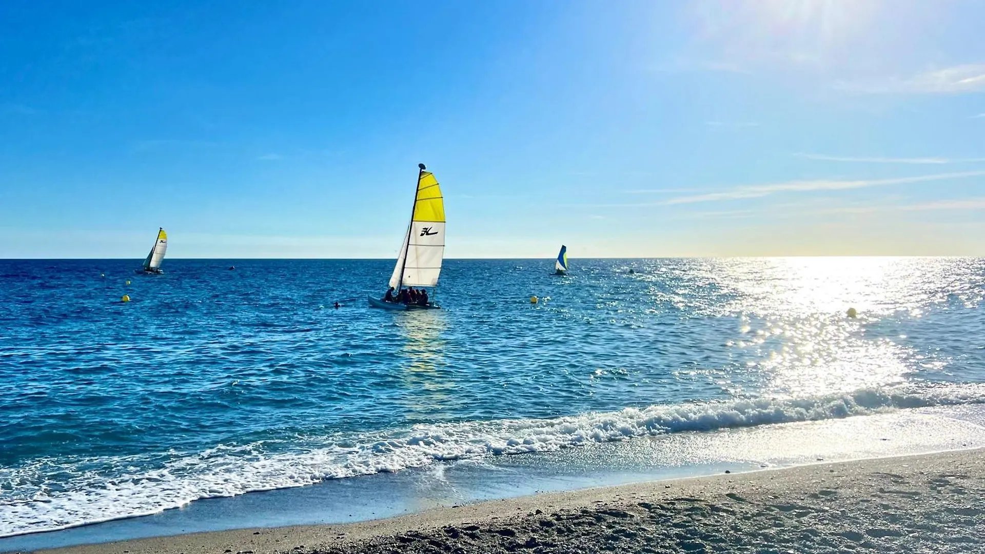 Pushe Penthouse Playa Granada Beach & Golf 5 location